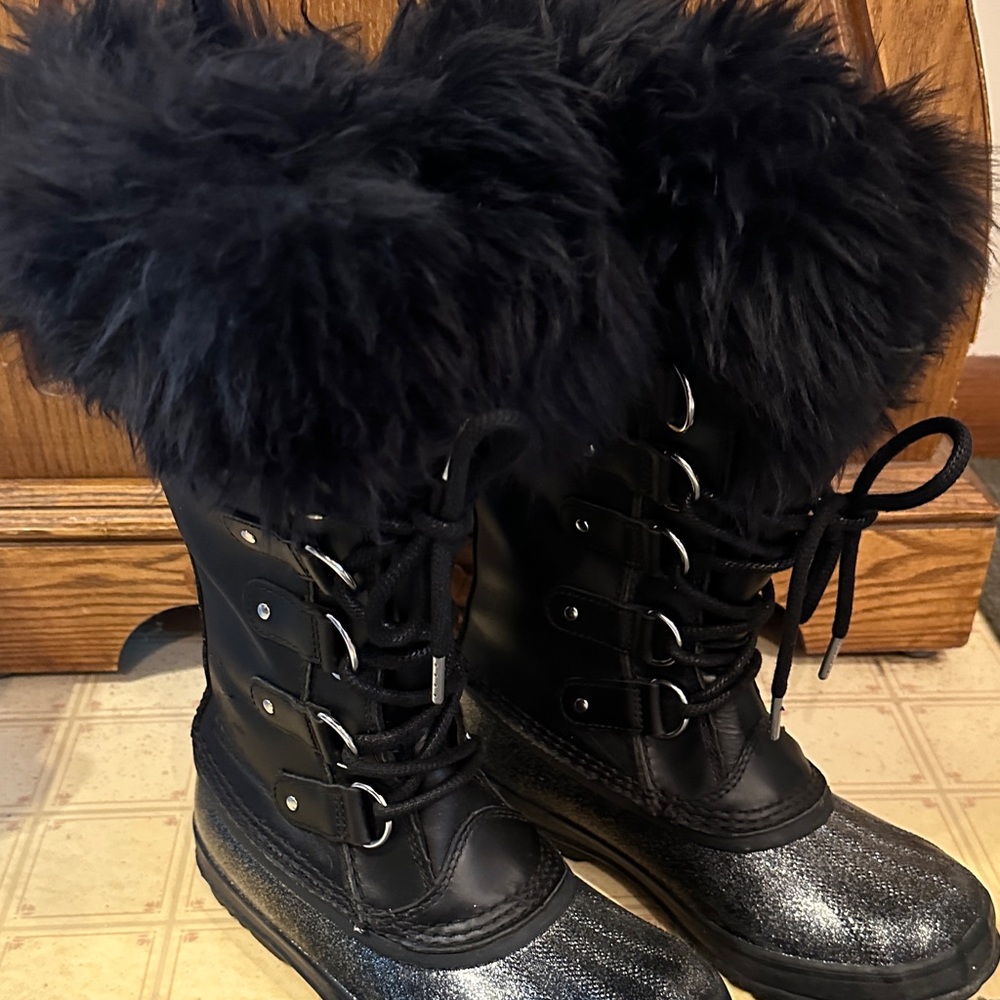 Stylish Black and Silver Women’s Boots